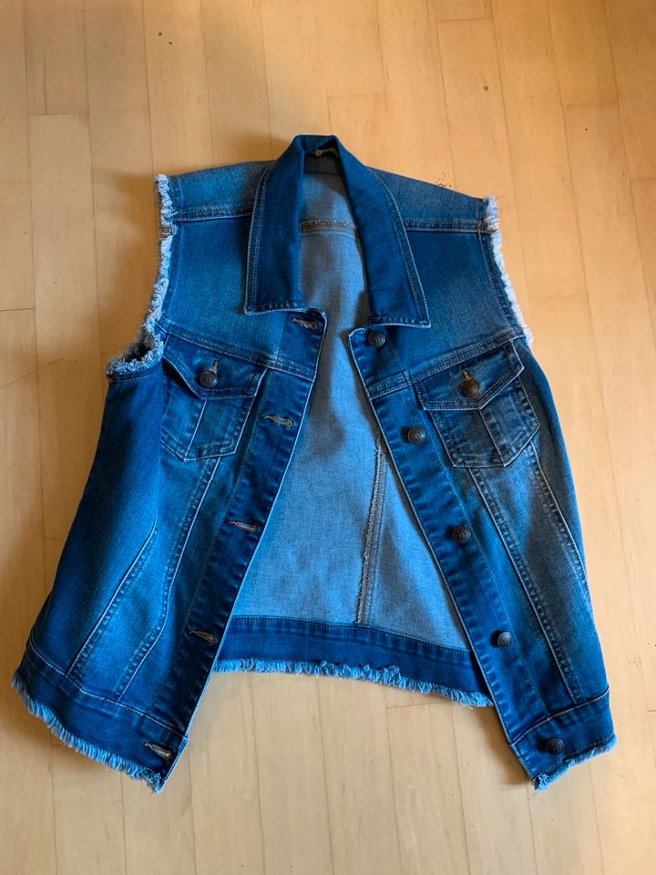 Jeans Weste Elora, Gr. 34, neu in Saarbrücken