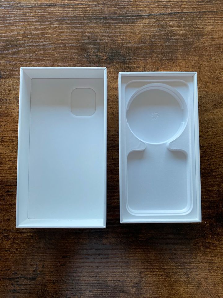 Apple iPhone 12 mini (nur Karton) in Enger
