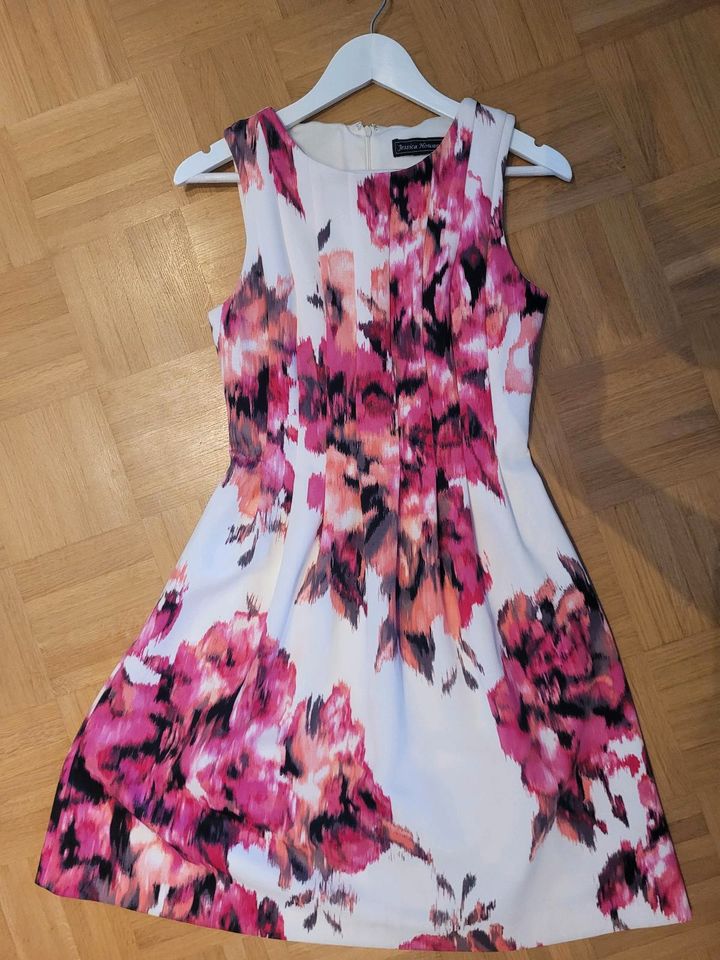 Kleid, Gr. 34, Blumenmuster, 1 x getragen in Hannover