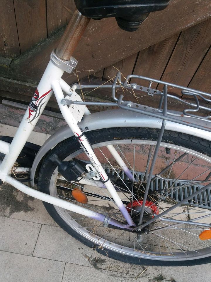 Fahrrad Damenrad Rad Konvolut *für Bastler* in Großkorbetha