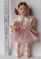 Porzellanpüppchen, Puppe ca. 15 cm, Ballerina, TOP Zustand, Neu Bayern - Obertraubling Vorschau
