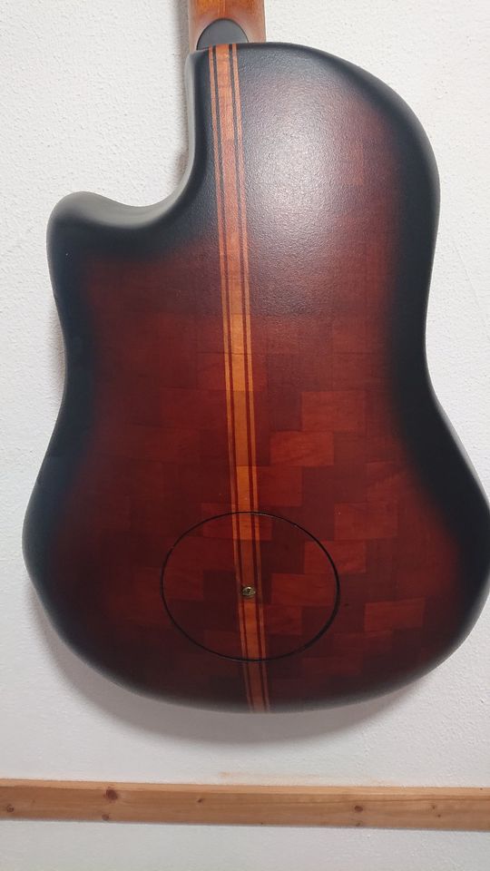 Roundbackgitarre AXIOM Premium - Westerngitarre in Suhl