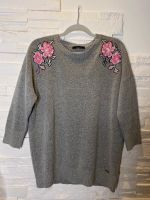 Mohito Collection Pullover mit Rosen Gr. L -Wie neu! Nordrhein-Westfalen - Erkrath Vorschau