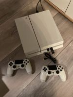 PlayStation 4 weiß 2 Controller Niedersachsen - Delligsen Vorschau