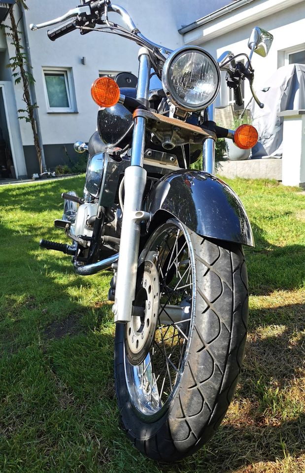 Honda Shadow VT 125 C in Neulußheim