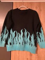 schwarzer Stick Pullover (Damen) mit blauem Flammenmuster Bayern - Nördlingen Vorschau