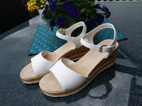 GRACELAND   SANDALEN    WEISS   GR.38   NEUWERTIG Nordrhein-Westfalen - Iserlohn Vorschau