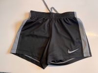 Fußballshorts für Kinder Nike Dri-Fit Gr. XS (122-128) neuwertig Niedersachsen - Göttingen Vorschau