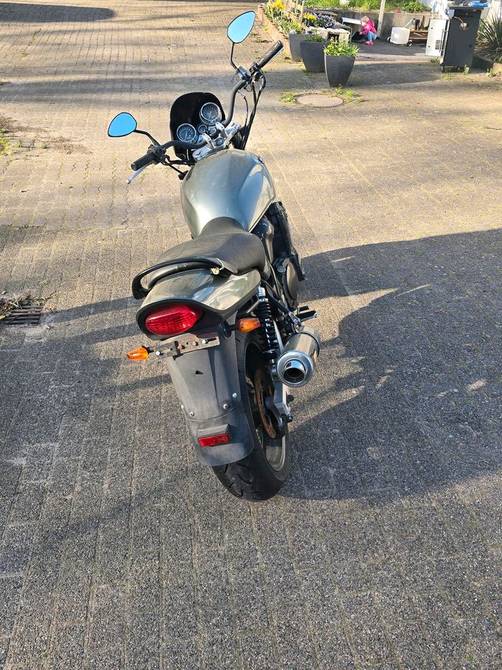 Suzuki GSX 750 AE INAZUMA in Ammersbek