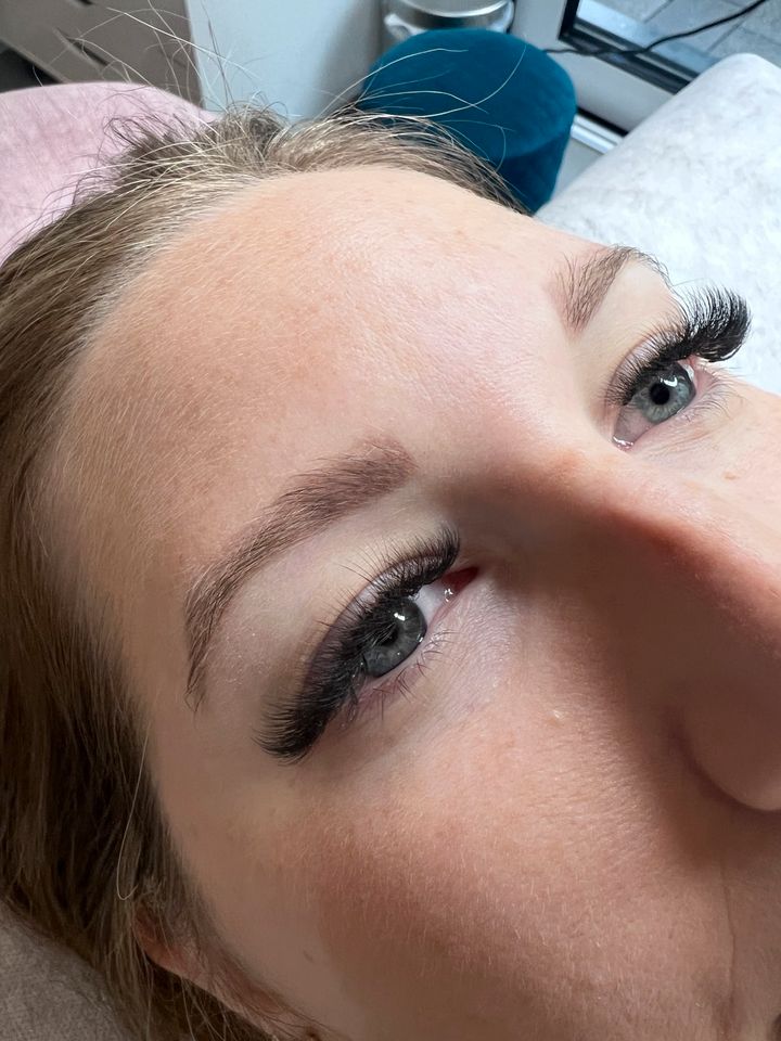 UV Wimpernverlängerung Wimpern lashextensions in Ottweiler