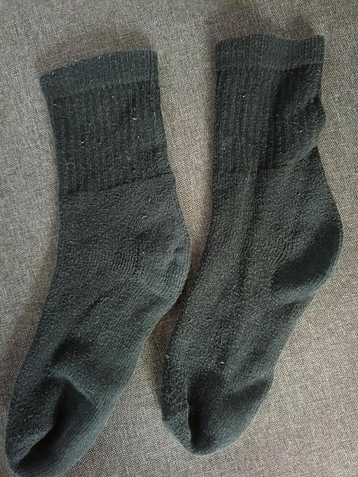 Verschenke Socken in Berlin