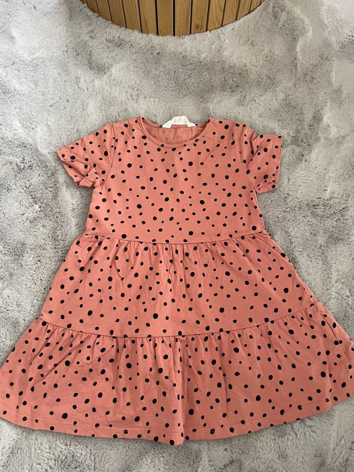 H&M Kleid Gr 110/116 in Rohrbach