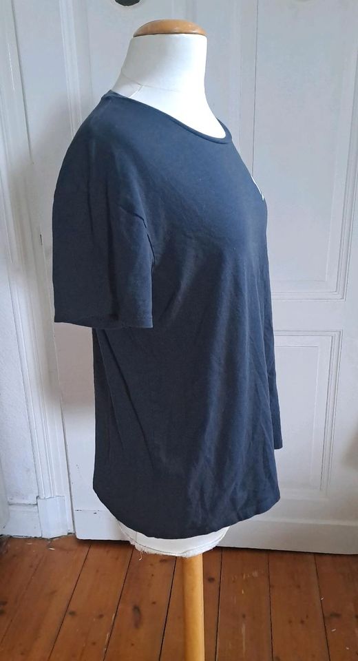 T-Shirt von BURTON Schwarz Aufdruck Weiß Gr. M L XL wie Neu in Wermelskirchen