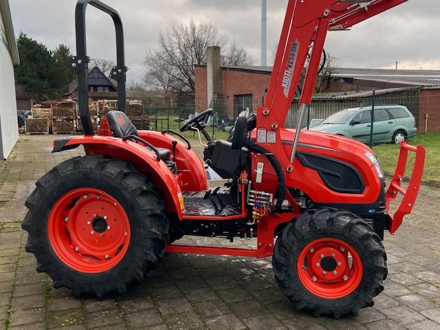 KIOTI TRAKTOR DK 4520 H-EU HST Frontlader 5J. Garanti kein Kubota in Borstel b Sulingen