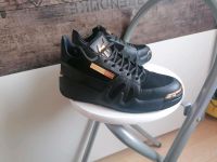 Guiseppe Zanotti Sneakers in Gr. 39 Neuwertig Leipzig - Sellerhausen-Stünz Vorschau