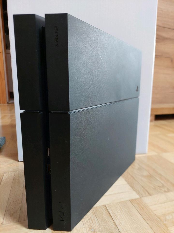 Sony Playstation 4 1TB, 2 Controller & 9 Spiele in Weimar