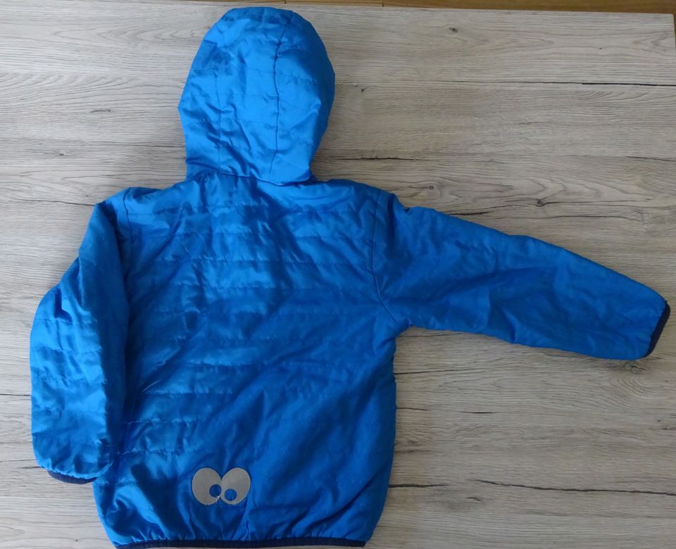 Wende Jacke gelb/grün - blau mit Kapuze Gr. 110 f. Übergang in Altenkirchen