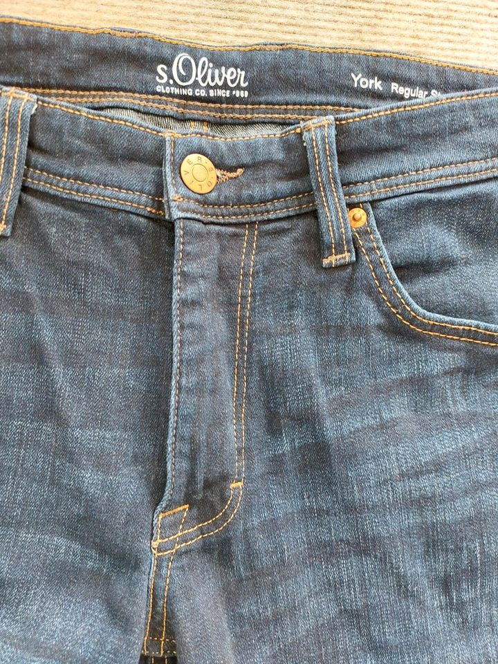 S. Oliver Herren Jeans, Größe 29, Länge 30, wie neu in Seevetal