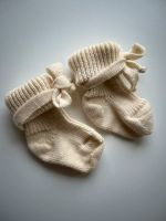 NEU Hirsch Baby Socken/ Schühchen aus Bio Wolle 3-6 Monate Berlin - Neukölln Vorschau