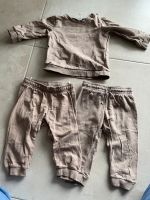 H&M Set Jogginganzug Pullover und zwei Hosen Gr 80 Niedersachsen - Loxstedt Vorschau