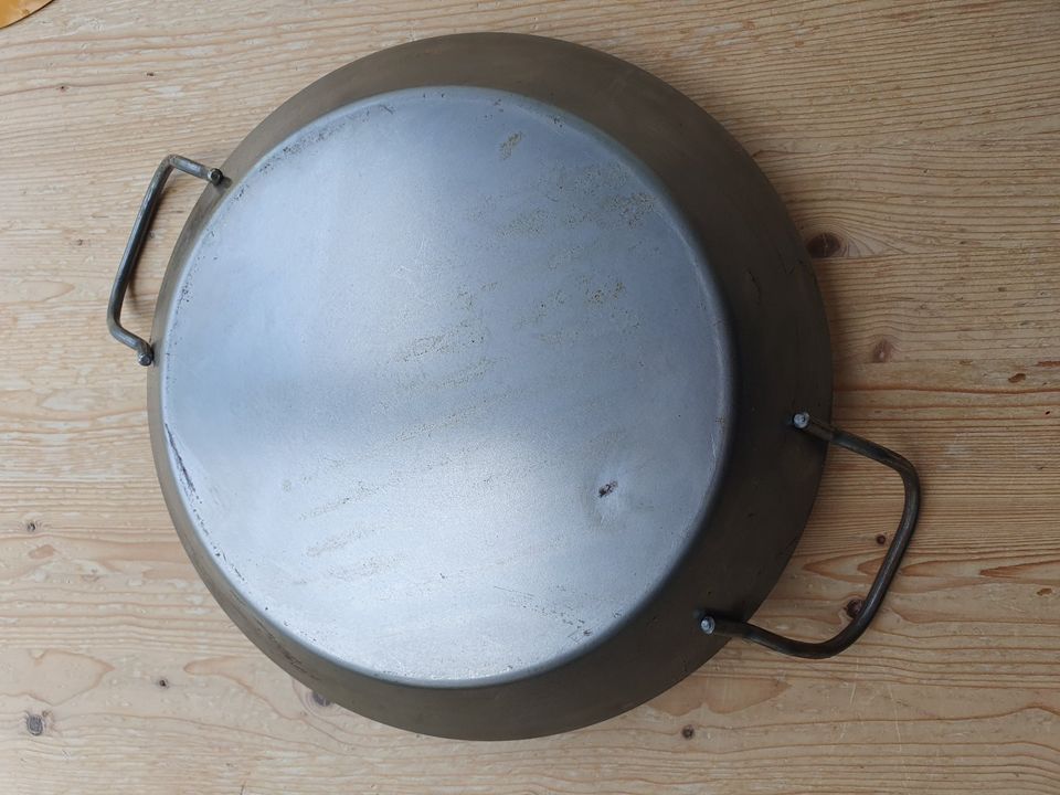 Grillpfanne Eisenpfanne 28cm, kaum benutzt, für Grill und Herd in Simmern