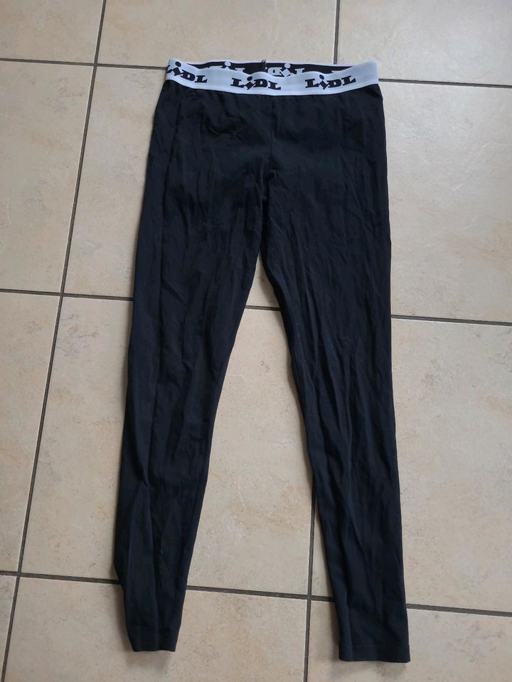 Esmara LIDL Legging Gr.M 40/42 schwarz in Uedem