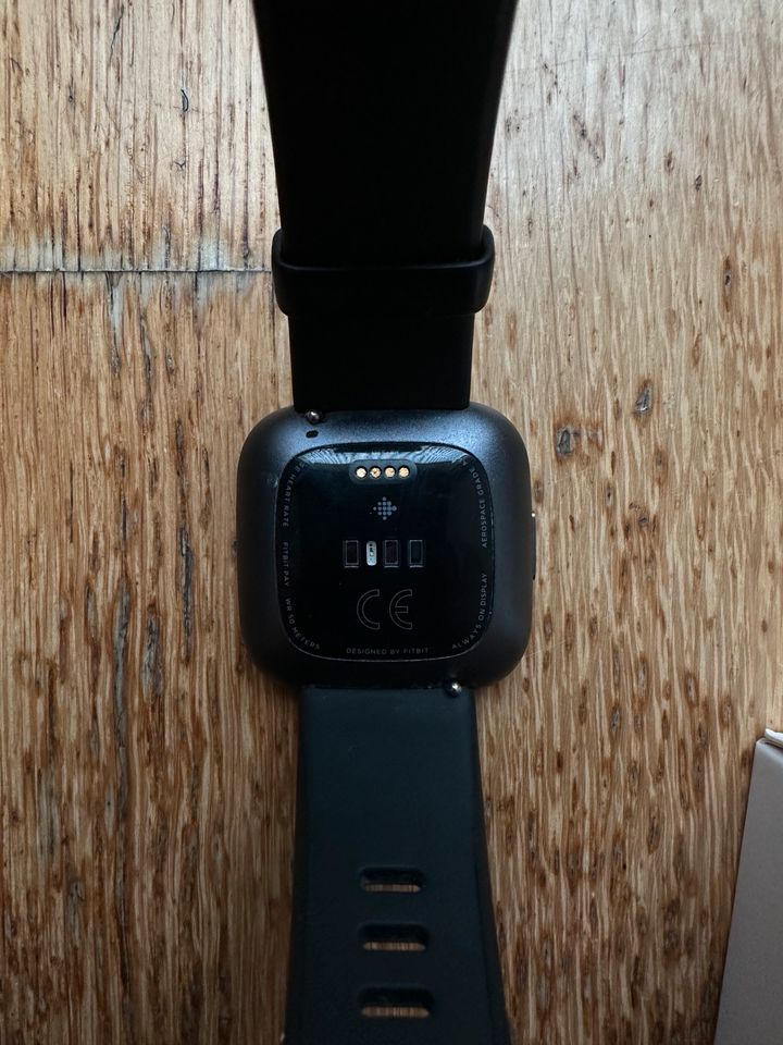 Fitbit Versa 2 in Witten