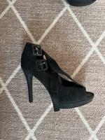 High heels age. 38 Frankfurt am Main - Westend Vorschau