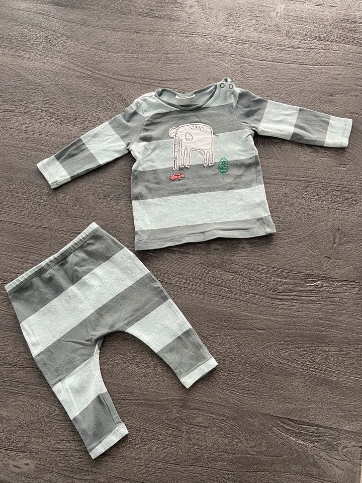 Baby Set mit T-Shirt und Leggings von Next Gr. 62-68 (3-6 Monate) in Schiffdorf