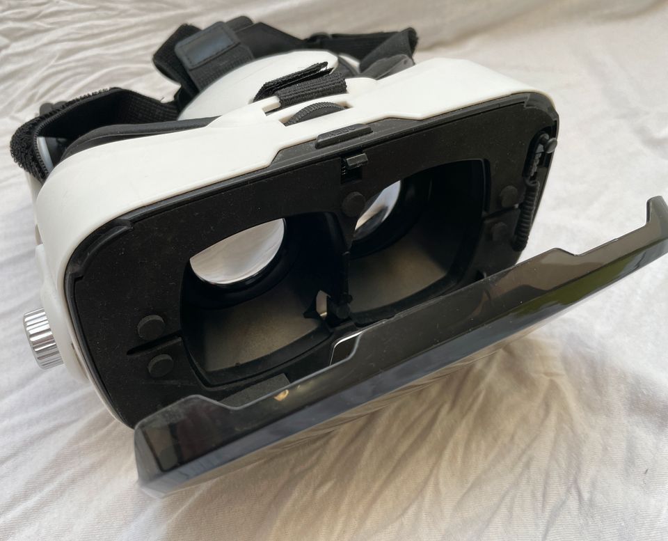 VR-Brille Adapter für Smartphone in Neuss