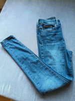 NEU Vero Moda Jeans skinny M 34 NP 39,99 Nordrhein-Westfalen - Grevenbroich Vorschau