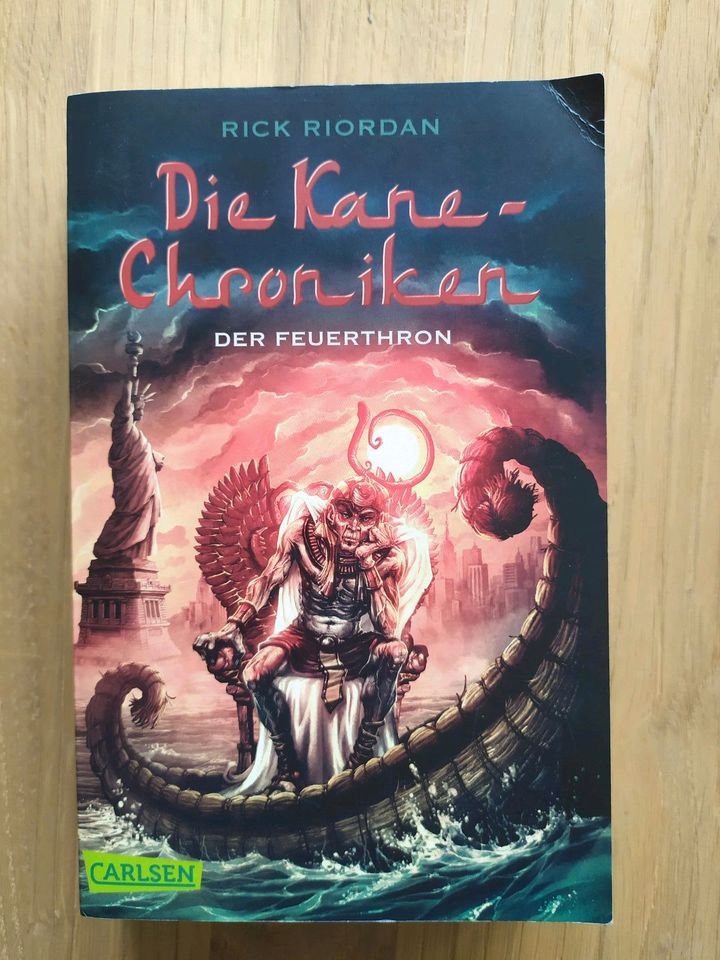 Die Kane-Chroniken, Der Feuerthron, Rick Riordan in Hilgertshausen-Tandern