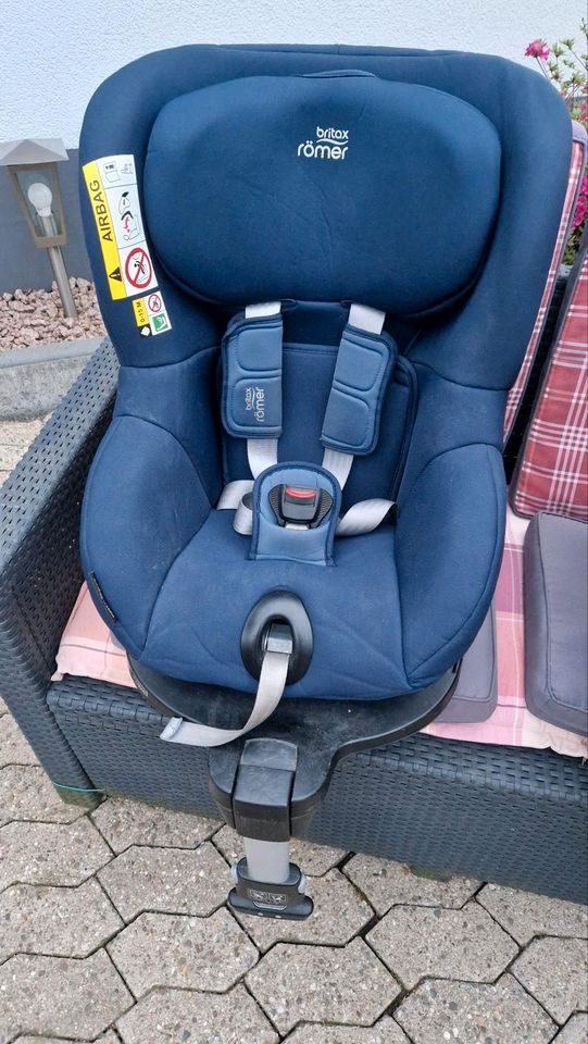 Britax Römer Kindersitz Dualfix M i-Size Moonlight Blue in Castrop-Rauxel