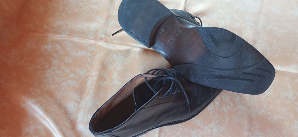 Herrenschuh Business Style echt Leder Gr. 44 in Lahnstein