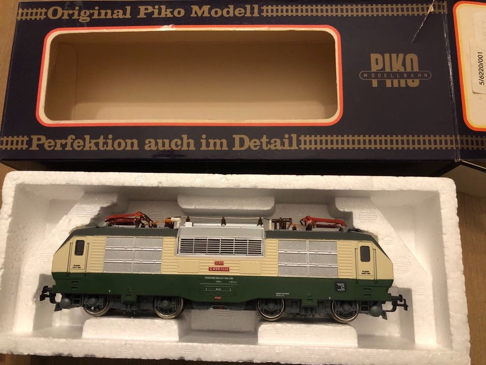 PIKO H0 Elektro Lokomotive 5/6220/001 OVP in Bad Colberg-Heldburg