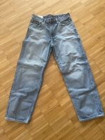 H&M Loose fit Jeans hellers blau Gr. 30/32 Baden-Württemberg - Leonberg Vorschau