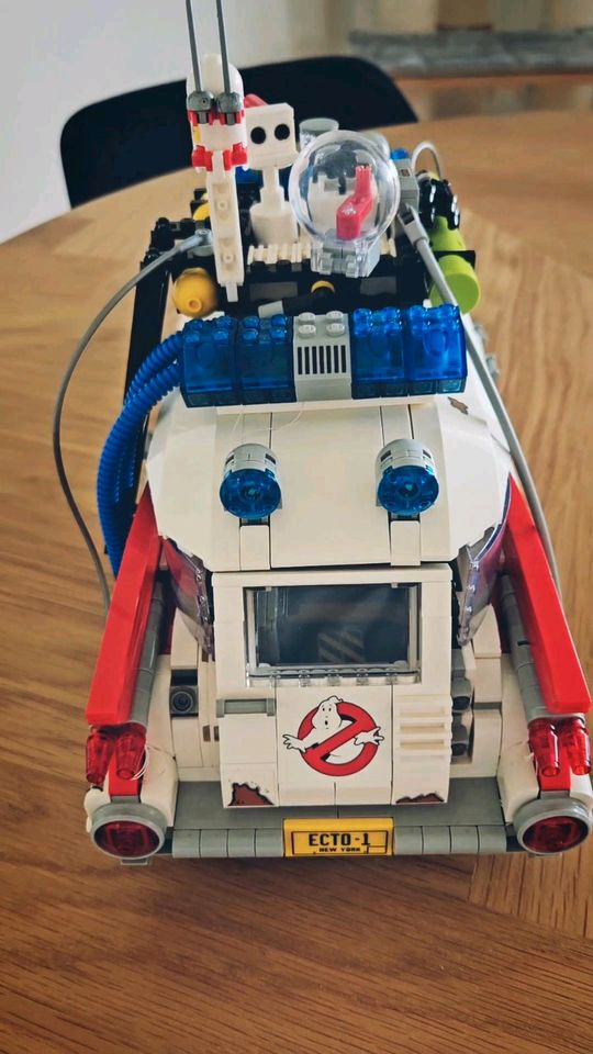 Lego Ghostbusters Ecto 1 + Licht und Sound! in Warburg