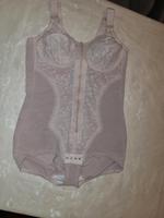 Miederbody hautfarben 85 C Sachsen - Schlettau Vorschau