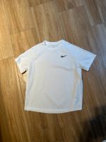 Nike Sportshirt, Dri-Fit, weiß, Größe 158/170 (xl) Berlin - Zehlendorf Vorschau