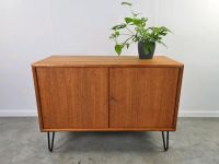 WK Möbel Schrank Kommode kleines Sideboard Teak Hairpin Legs 70er Kr. München - Putzbrunn Vorschau