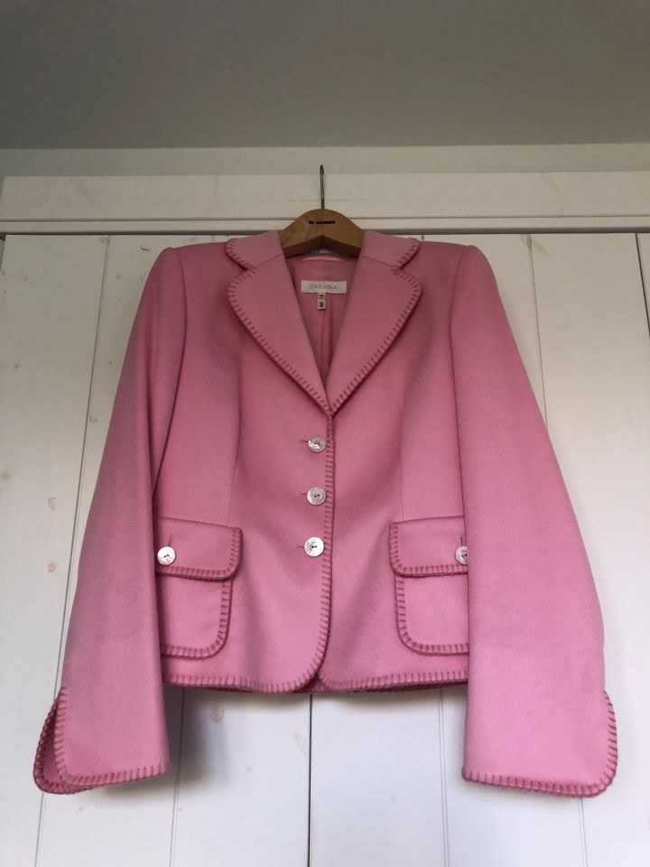 Escada Kaschmir Blazer Größe 40 Rosé Piacenza Cashmere in Hamburg