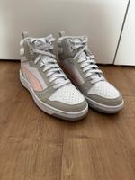 Puma Sneaker 38 Niedersachsen - Bückeburg Vorschau