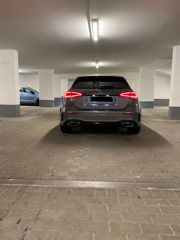 Mercedes Benz A Klasse mieten Kleinwagen Auto mieten Leihwagen in Berlin