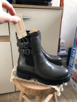 Zabaione Stiefeletten grau Gr 39 Rheinland-Pfalz - Kaiserslautern Vorschau