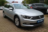 Volkswagen Passat Variant 2.0 BMT *TEMPO/3-Z-KLIMA/PDC/AHK* Nordrhein-Westfalen - Hiddenhausen Vorschau