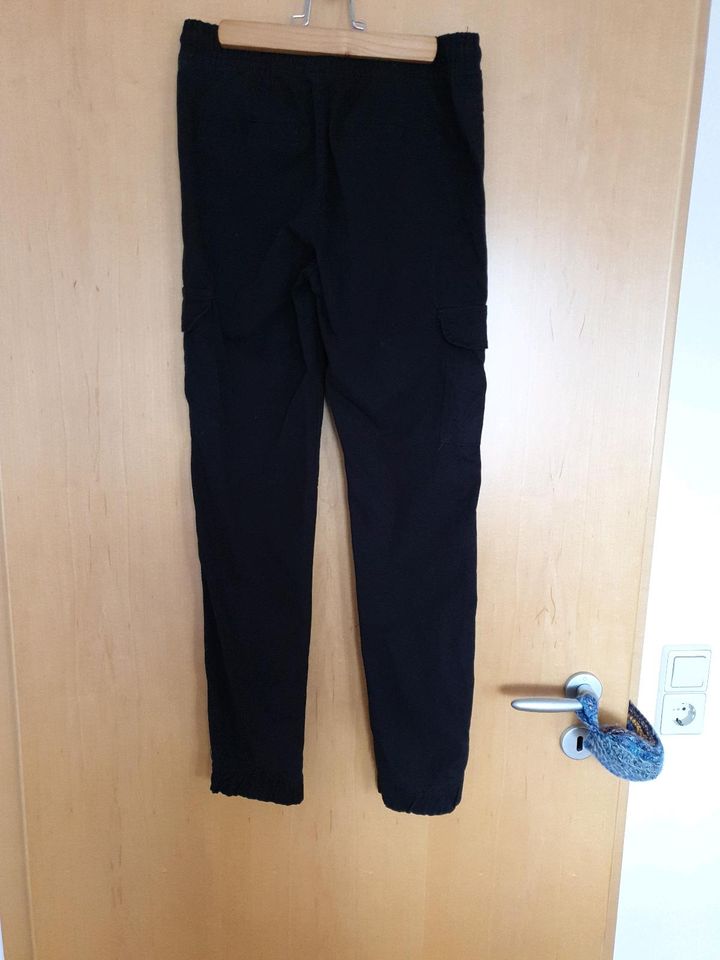 Cargohose, Jeans,schwarz, Gr. 158,neuwertig in Mögglingen