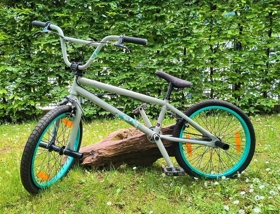 BMX Bike Scott Volt-X 10 - Top Zustand in Stuttgart