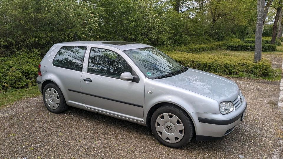 VW Golf 4 EZ 07/2001 in Leipheim