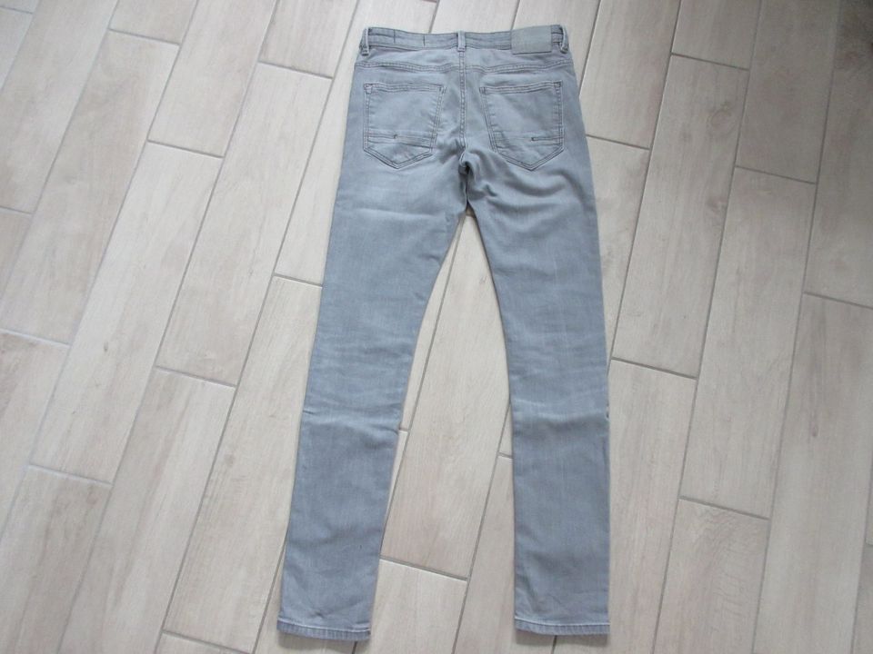 Ungetragen - Jeans - TOM TAILOR DENIM-30/34 - Jeans-BLEND-29/34 in Wolfsburg