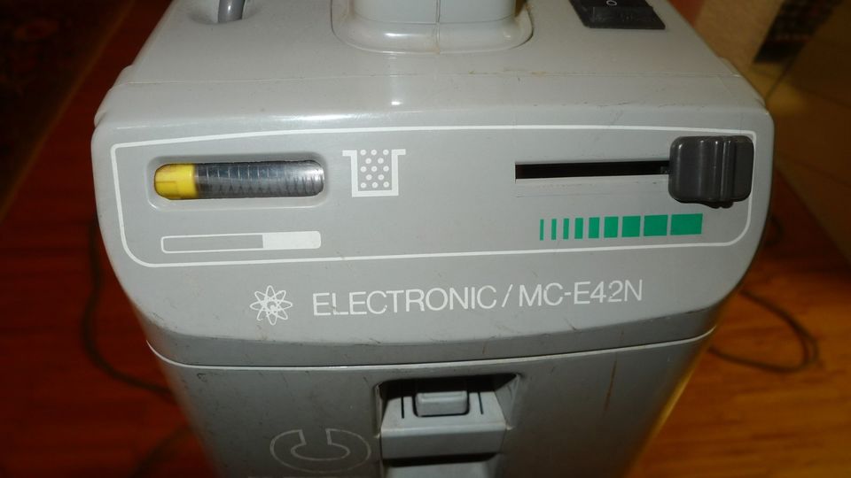 Panasonic MC-E42N Electronic, Staubsauger kein Vorwerk in Braunfels